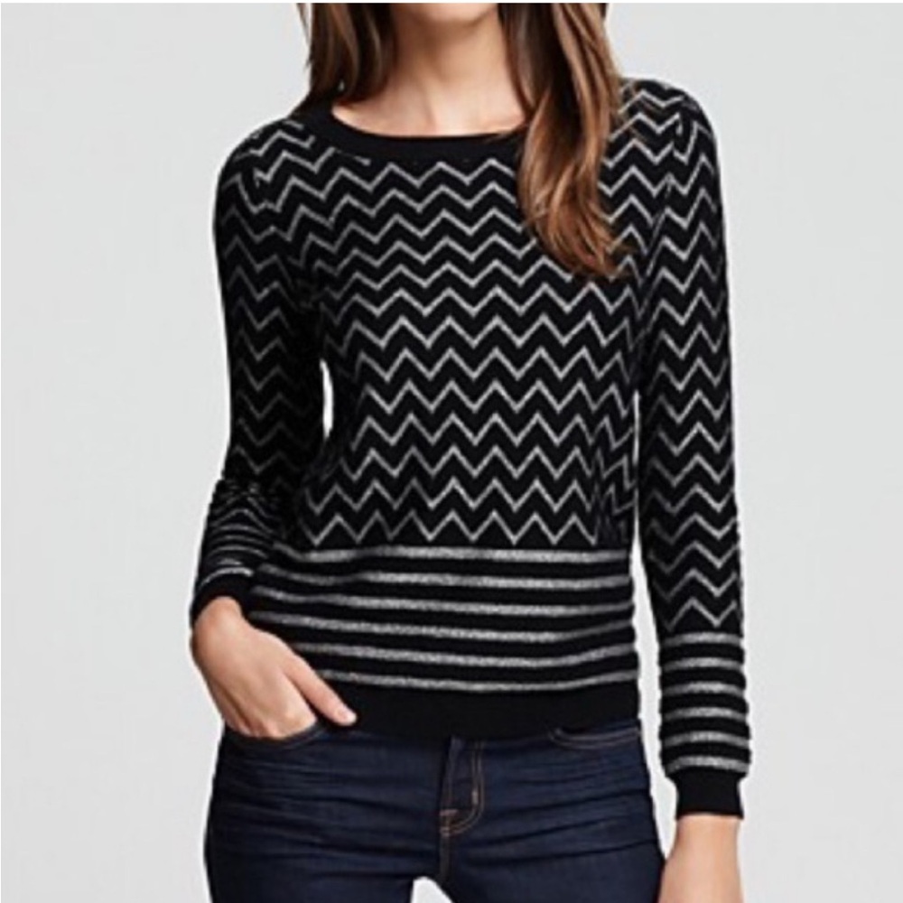Joie Hideaki Black With Silver Metallic Chevron Sweater Size Small